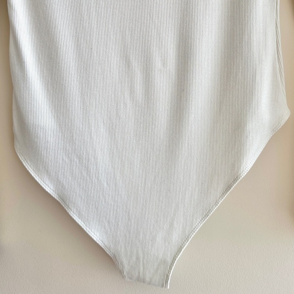 MangoPop Button Down Ribbed Long Sleeved Scoopneck Bodysuit, Size Large, White - Picture 14 of 16